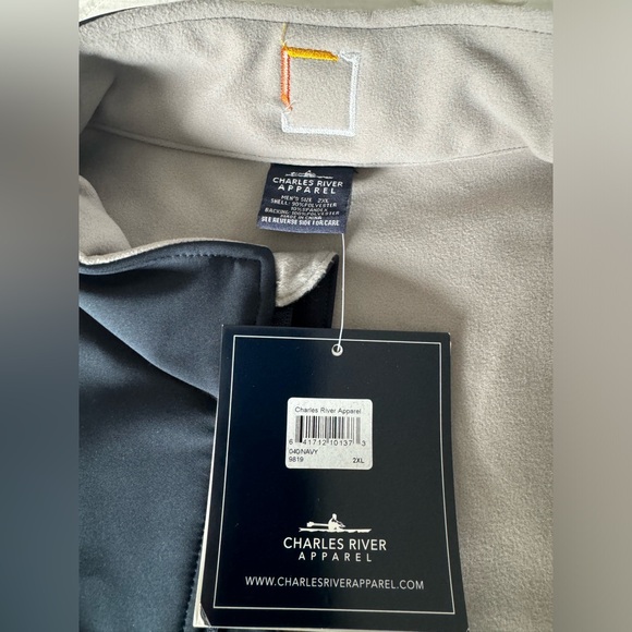 New Charles River soft shell men’s vest - Picture 4 of 5